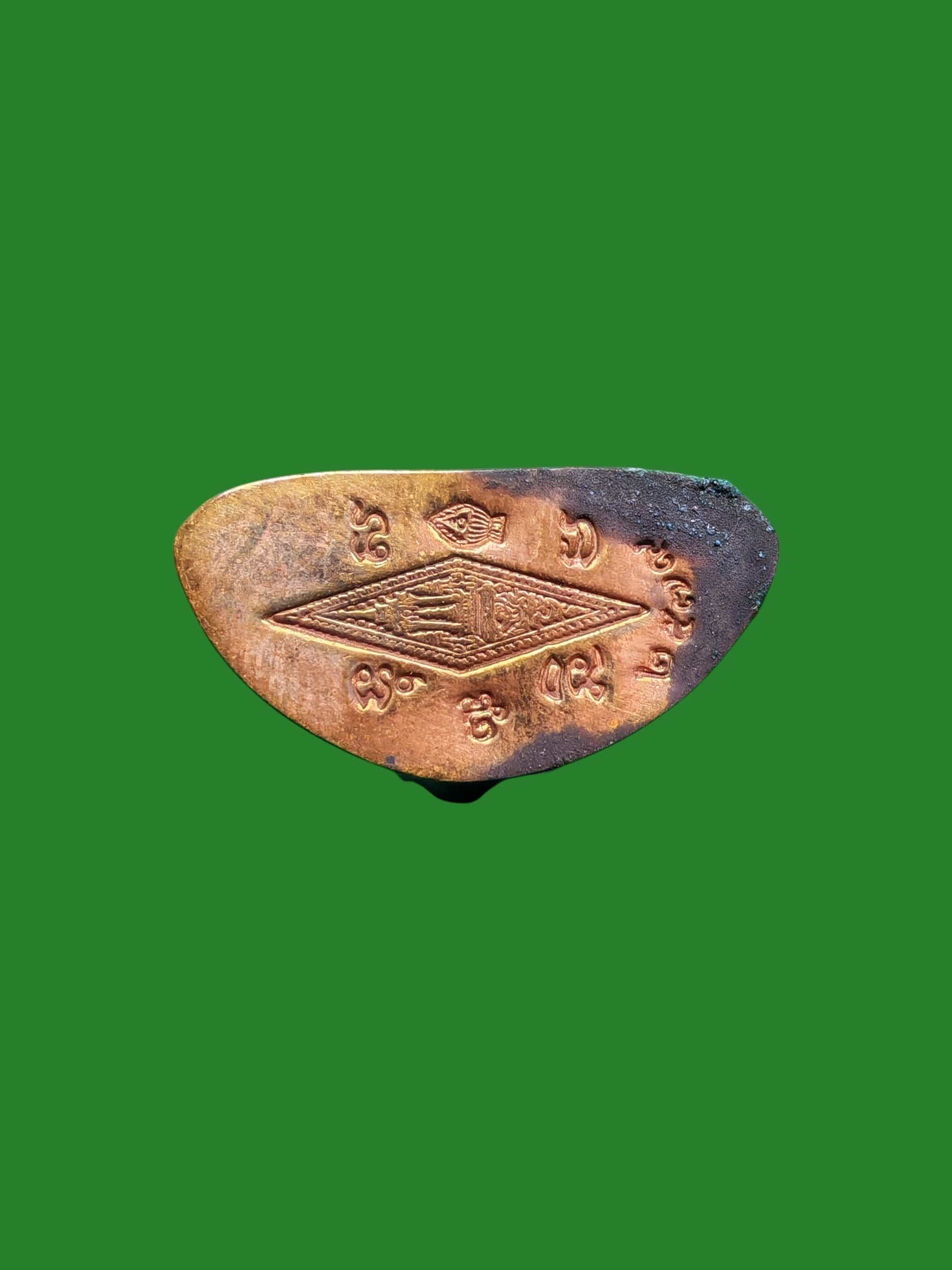 Phra Kling Phra Buddha Chinaraj B.E.2543 Golden Copper — Luang Pu Mun Consecrated — รูปที่ 3